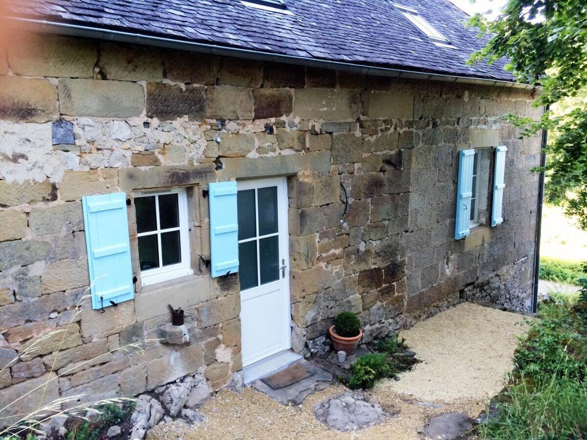 Maison De Vacances A Lissac-Sur-Couze Exteriör bild
